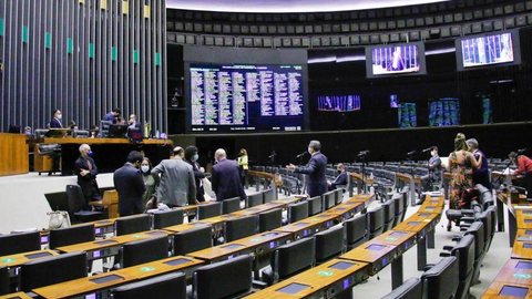 Câmara aprova medidas de transparência e teto para orçamento secreto