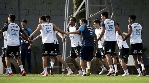 Descanso e recuperação: veja as tarefas do Santos na semana livre antes de enfrentar o Corinthians