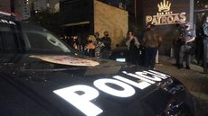 Mais de mil pessoas foram flagradas em baladas irregulares na cidade de SP no fim de semana