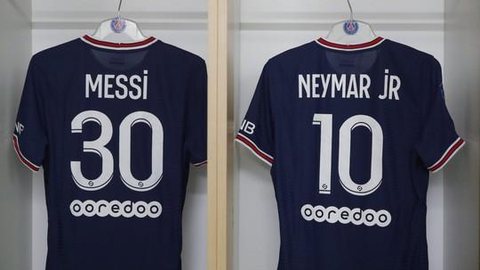 Diretor do PSG confirma que vendas de camisas não “pagam” salários de estrelas como Messi