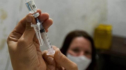 Cidade de SP vacina contra Covid pessoas com 26 anos ou mais nesta quinta-feira