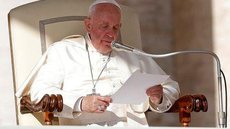 Papa Francisco cancela compromissos públicos pelo 3º dia consecutivo