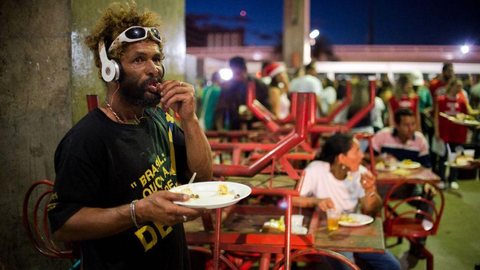 SP: ação quer manter comida gratuita para pessoas em situação de rua