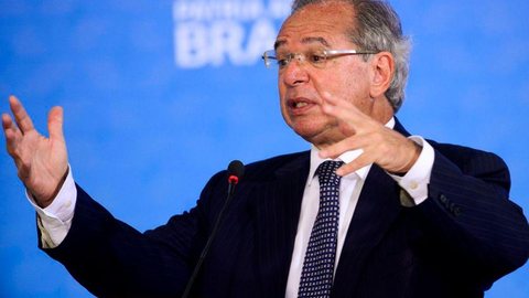 Guedes anuncia que vai para o “ataque” com privatizações e reformas