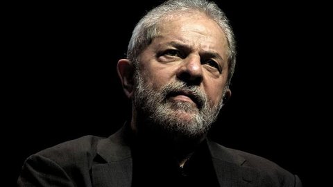 Ex-presidente Lula é condenado a pagar multa em processo de chácara no ABC