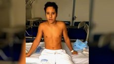 Estudante baleado por colega em escola recebe alta de hospital em Goiânia