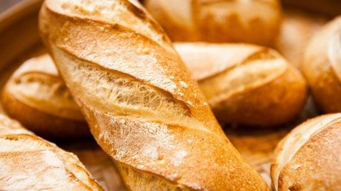 Pão francês deve chegar mais caro na mesa dos brasileiros