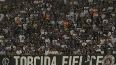 Corinthians vira lanterna no Campeonato Paulista