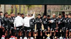 Corinthians deve fechar o ano longe da meta de venda de jogadores