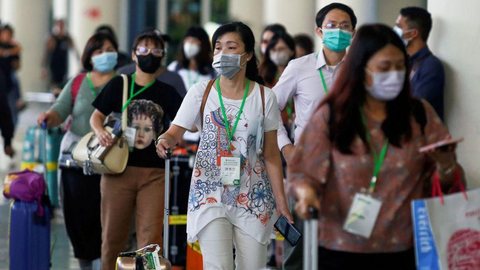 Tóquio apela a moradores para ficar em casa por coronavírus