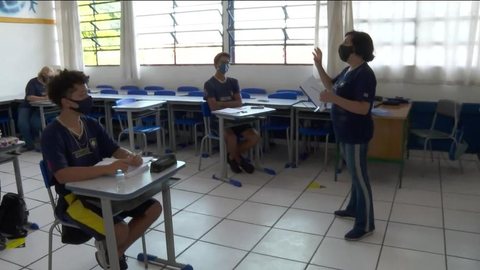 Novo Ensino Médio em SP divide especialistas: ‘retrocesso para manter pobre como pobre’ ou ‘protagonismo dos jovens’