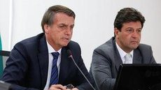 Medida de Bolsonaro ameaça saúde de enfermeiros ao permitir aumento de jornada