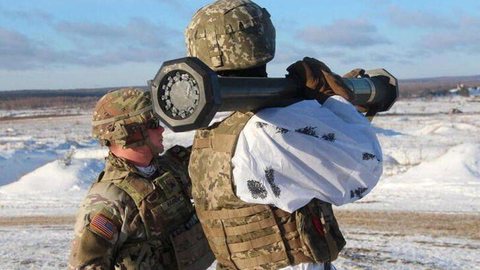Rússia acusa Ocidente de pressão com fornecimento de armas à Ucrânia