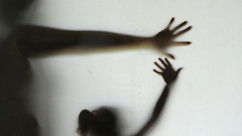 Sete em cada 10 vítimas de feminicídio em SP foram mortas em casa