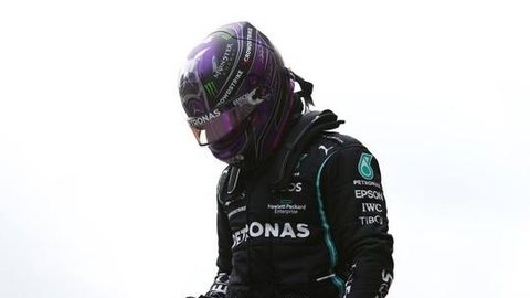 Em 11º no grid, Hamilton diz que “vai com tudo” em busca da vitória