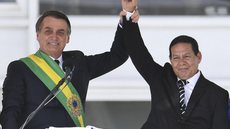 Bolsonaro promete ‘tirar peso do governo sobre quem trabalha e produz’ e ‘restabelecer a ordem’ no país