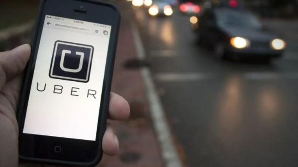 Uber exclui motoristas por cancelamento constante de corridas