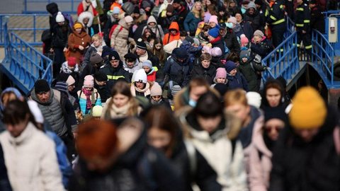 Kiev suspende corredores humanitários para evitar provocações