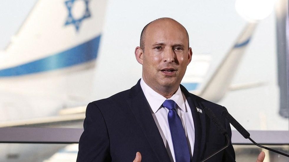 Primeiro-ministro de Israel viaja para primeira visita de um líder israelense aos Emirados Árabes