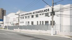 Câmara de Guarulhos, na Grande SP, revoga suspensão de contratos após servidores comprovarem ter se vacinado contra Covid