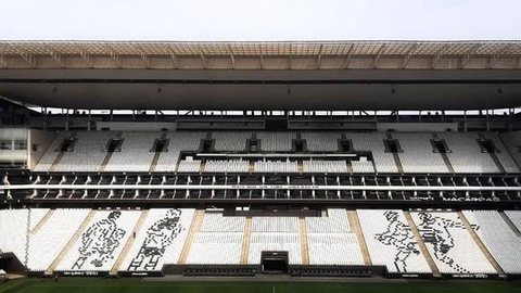 Mosaico com embaixadinhas de Edilson é vetado antes de Corinthians x Palmeiras