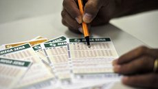 Mega-Sena acumula e próximo concurso deve pagar R$ 12,5 milhões