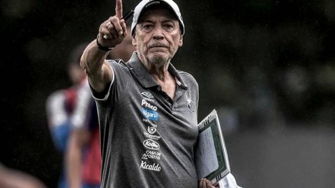 Em momento confuso, Santos faz estreia na Libertadores na Argentina