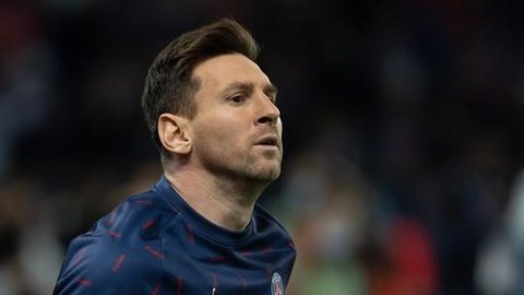 Messi viaja até a Espanha para consulta médica antes de se apresentar à seleção argentina