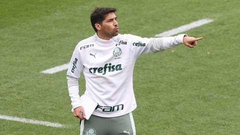 Abel Ferreira, técnico do Palmeiras, rejeita proposta de clube saudita