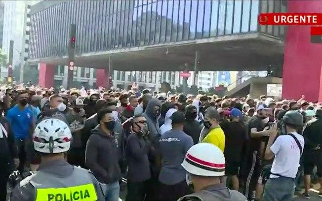 Movimentos anti-bolsonaro mudam local de manifestações em SP
