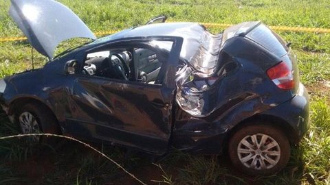Mãe e filha ficam feridas em acidente em estrada vicinal entre Valentim Gentil e Meridiano