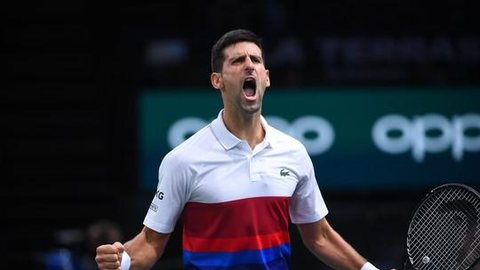 Djokovic confirma favoritismo e vai às semis do Masters 1000 de Paris