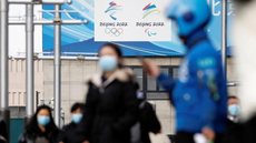China suspende a venda de ingressos para as Olimpíadas de Inverno por conta da Covid; distribuição será limitada e controlada pelas autoridades