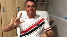 Bolsonaro deixa hospital e segue para Brasília depois de operação