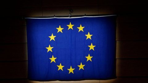 Imagem União Europeia pode aprovar candidatura da Ucrânia ao bloco ainda hoje