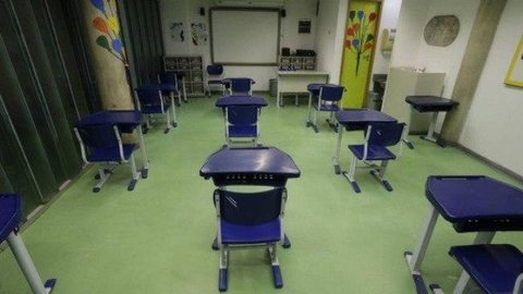 Escolas particulares pedem volta às aulas e falam em “calamidade educacional”