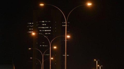 Leilão de concessão da iluminação pública em Belém tem deságio de 65%