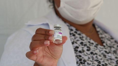 SP antecipa para quinta-feira vacinação da faixa etária de 39 anos