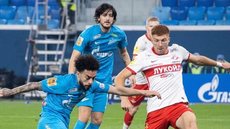Claudinho anota belo gol em massacre histórico do Zenit sobre o Spartak na Rússia