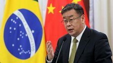 “Brasileiros não estão em prisão domiciliar”, garante diplomata chinês