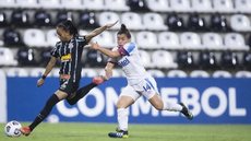 Corinthians goleia Nacional e vai à final da Libertadores; clube diz que Adriana foi vítima de injúria racial