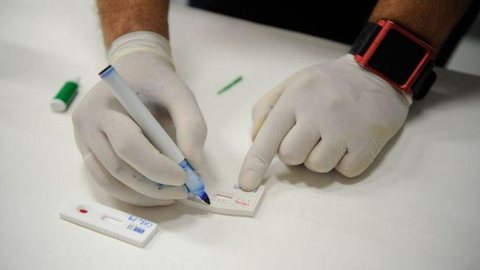 Hospital aplica vacinas vencidas contra hepatite B no interior de SP