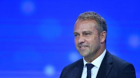 Flick admite dificuldade de Bayer repetir sucesso da temporada passada