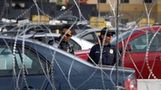 EUA prendem 210 mil migrantes na fronteira com o México em março