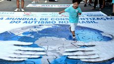 Governo lança cartilha para crianças com autismo