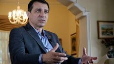 Governador de Santa Catarina é absolvido em processo de impeachment
