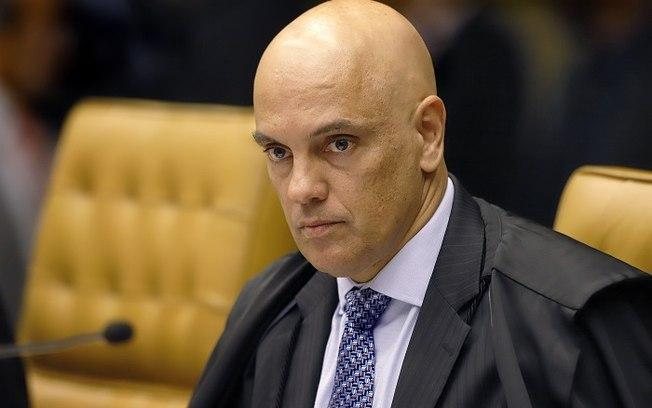 Moraes pede atualização do inquérito sobre interferência de Bolsonaro na PF