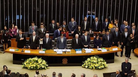 Bolsonaro participa de sessão no Congresso em homenagem aos 30 anos da Constituição