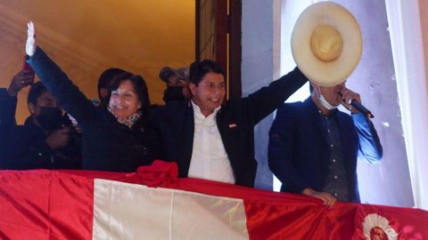 Presidente envia cumprimentos a Pedro Castillo por eleição no Peru