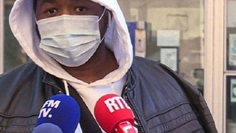 Após agressão a produtor negro, justiça francesa indicia 4 policiais envolvidos